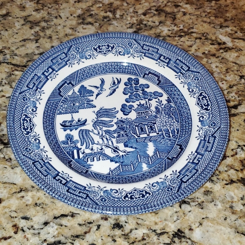 1215 Churchill 8" Plate